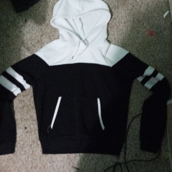 White and black Ardennes cropped hoodie - Picture 1 of 4
